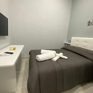 https://casa-nennella-naples.hotels-amalfi.com